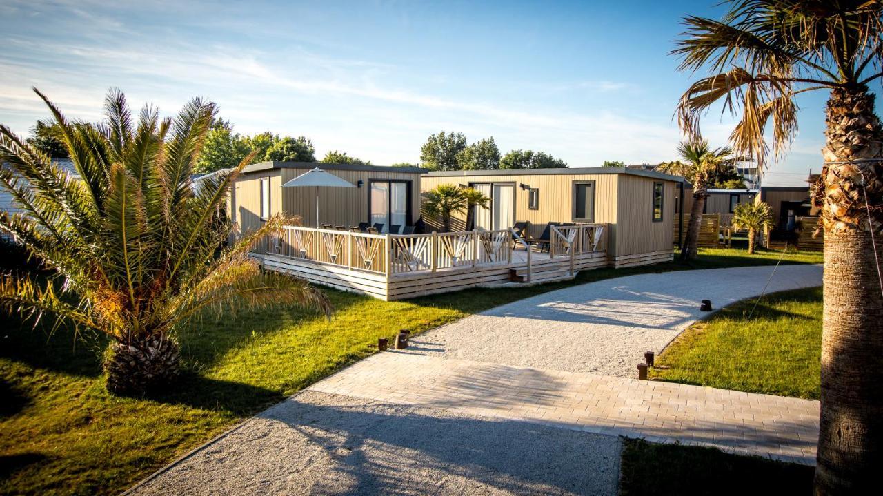M&V Resort Camping Langrune-sur-Mer Exteriör bild